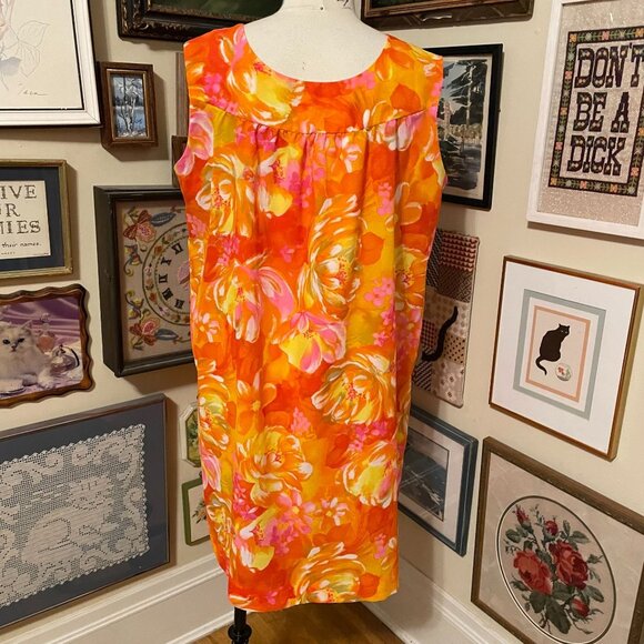 70s Vintage Barefoot Trader Otange Yellow White Floral Hawaiian Sundress Size 2X - Picture 3 of 4